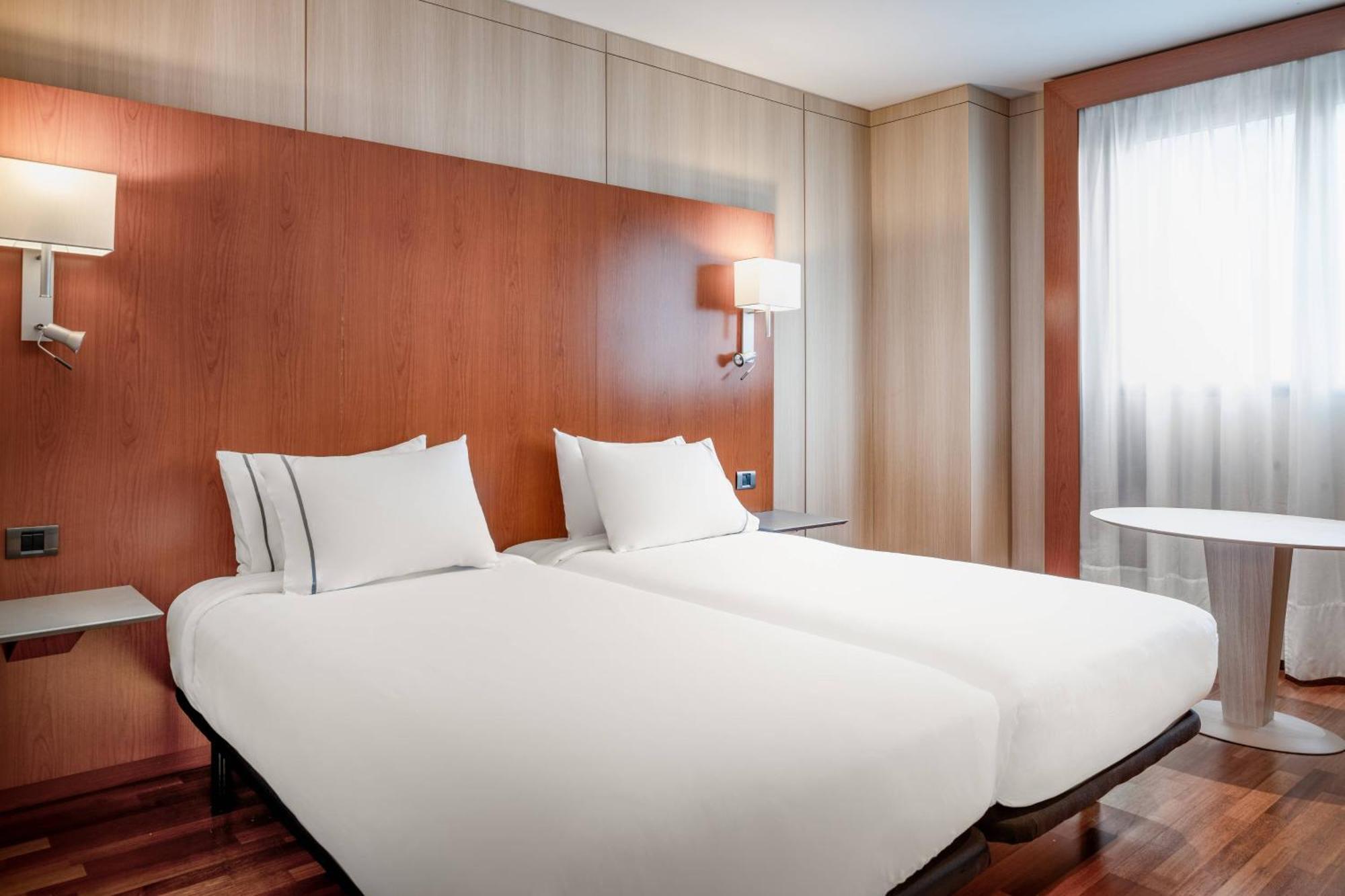 Ac Hotel Huelva By Marriott Exterior photo